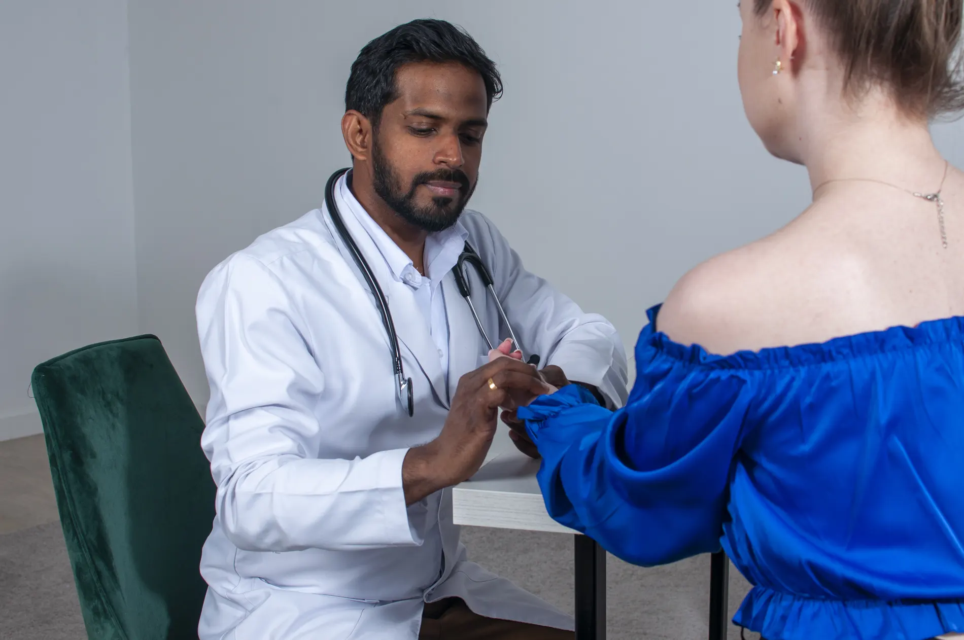 Ayurvedic Pulse diagnosis